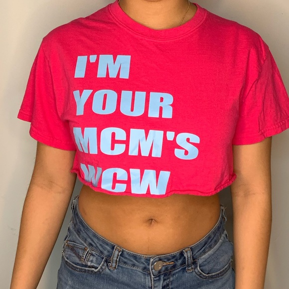 Pink Crop-Top ✨ - Picture 1 of 4